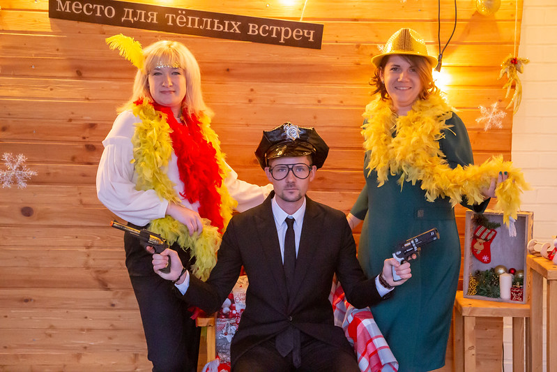 Новогоднее украшение зала для корпоратива в Voronezh