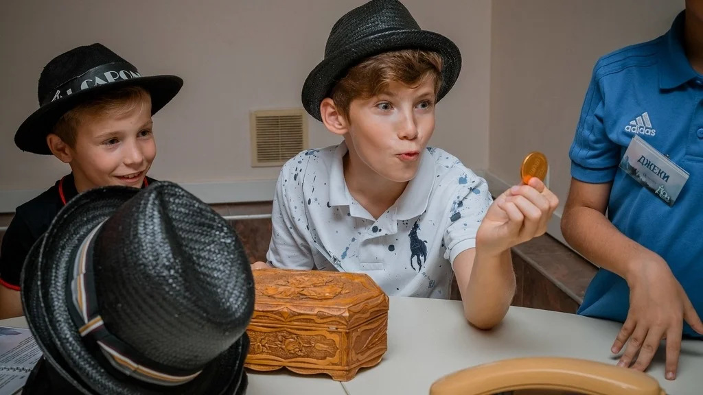 Квест на&nbsp;23&nbsp;февраля в&nbsp;школе &laquo;Дом с&nbsp;привидениями&raquo;: слишком ценная улика. 